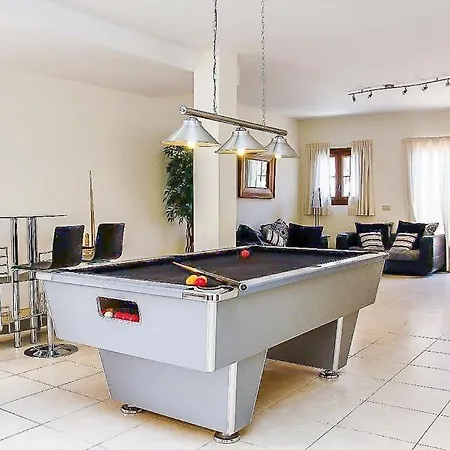 Playa Blanca Sleeps 8 Pool Air Con Wifi Villa *